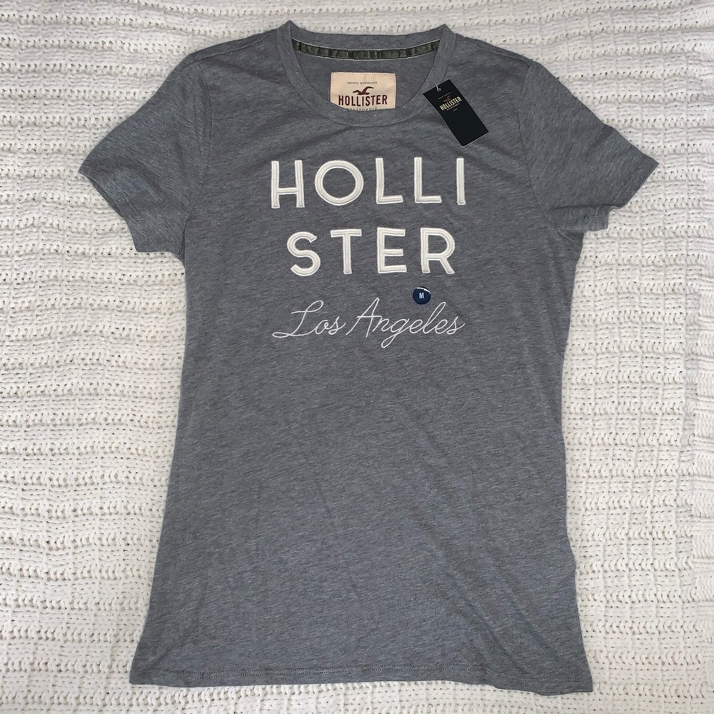 Hollister Graphic Tee